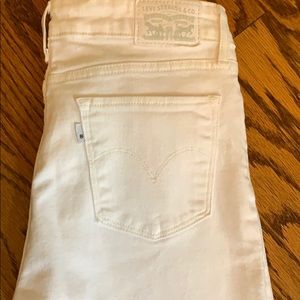 Levi’s 711  rise skinny white jeans